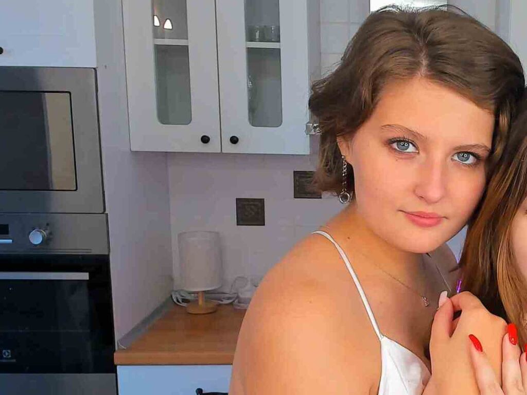 Annisandelwine's profile - Image n°1