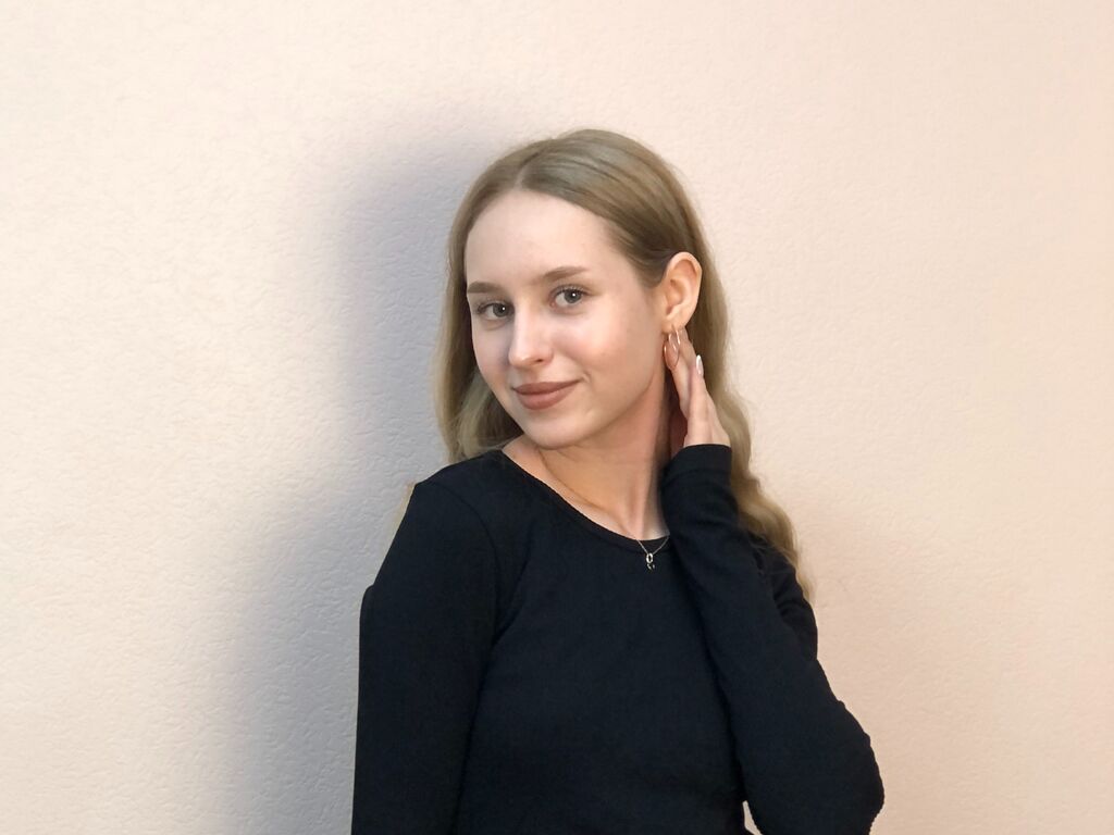 Anniscrafton's profile - Image n°1
