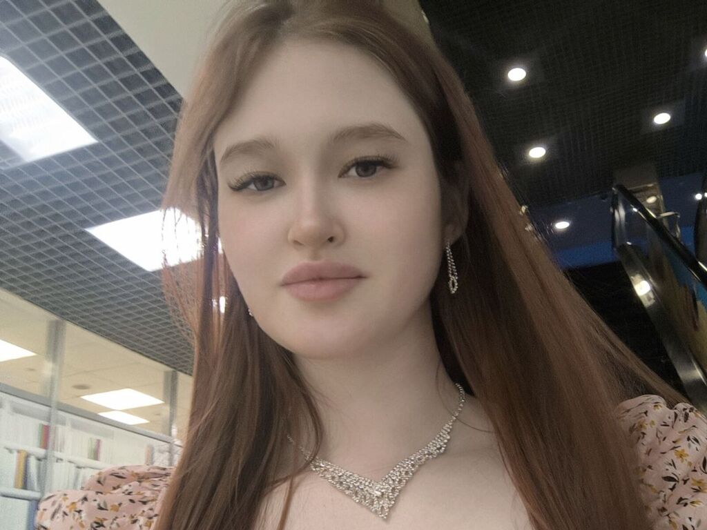 Annishemmings's profile - Image n°1