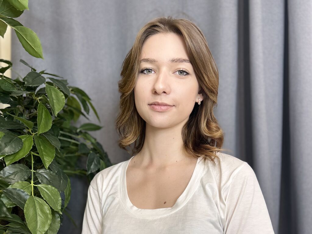 Annlott's profile - Image n°0