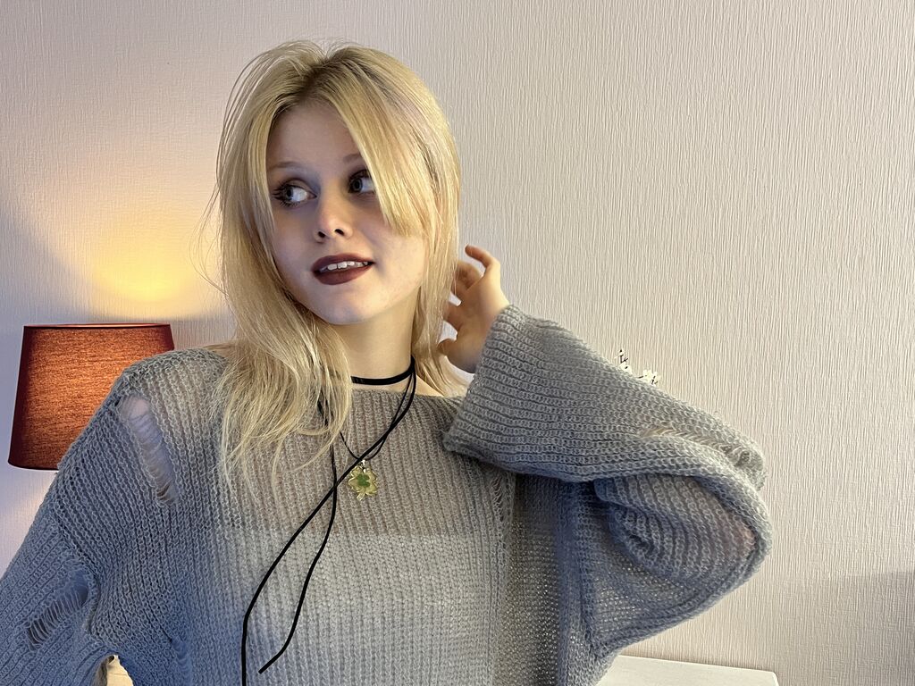 Perfil con Anoraamore - Imagen  n°0