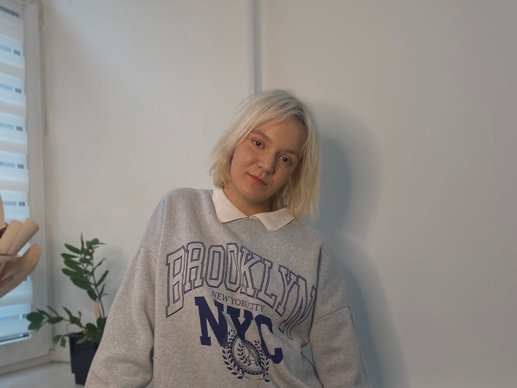 Profil de Antoniafrake - Photo n°0