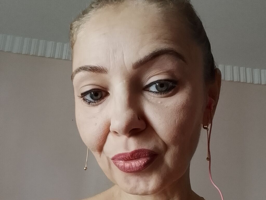 Anyanablondy's profile - Image n°1