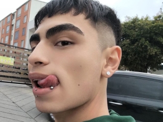 Live Sex Apolommv