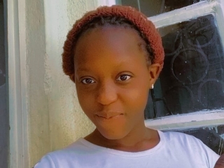 Webcam sex with Appyvone