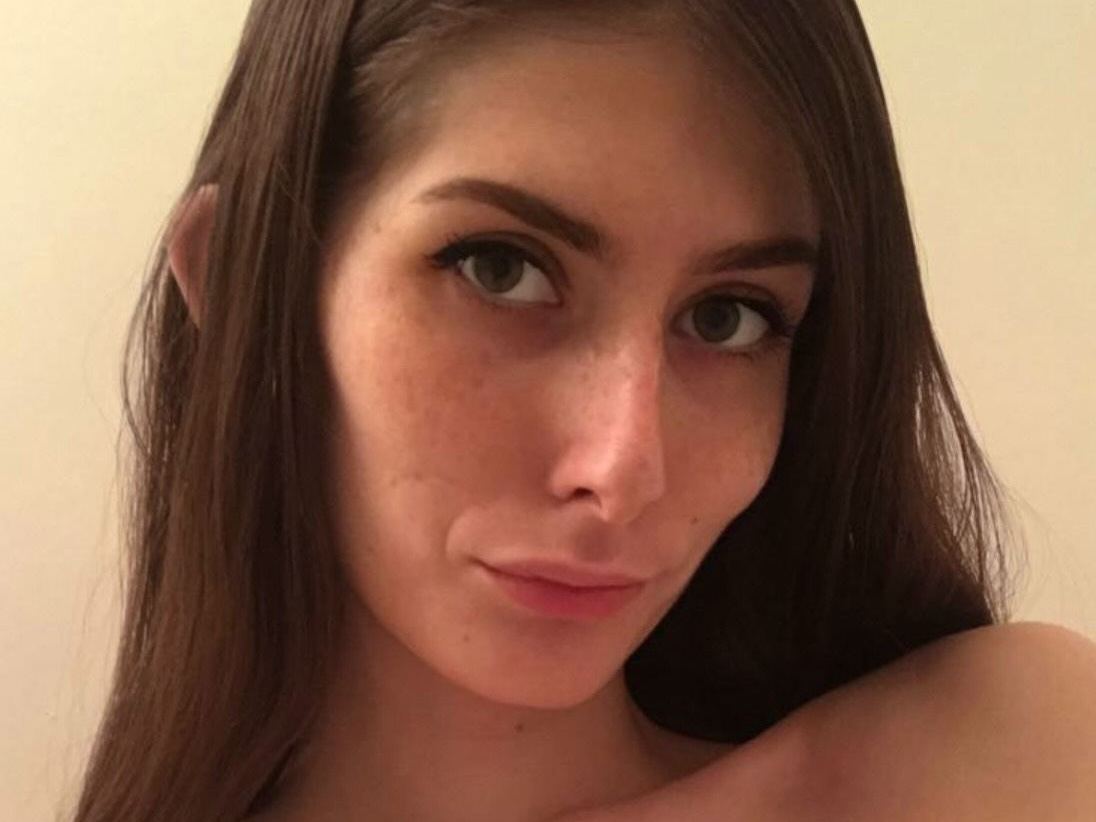 Aprilstfranco's profile - Image n°0