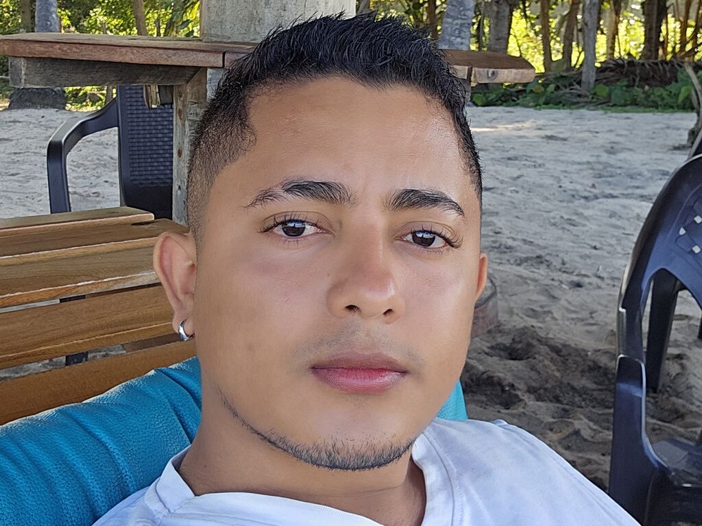 Perfil con Aramisacosta - Imagen  n°1