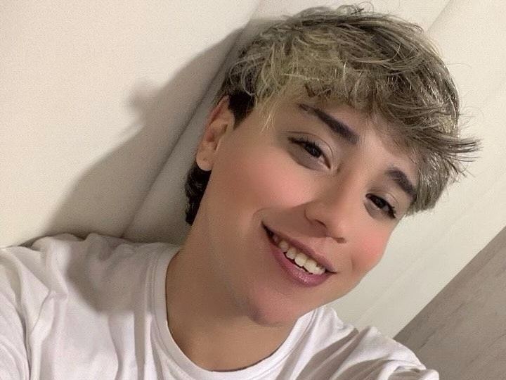Aranlopezhot's profile - Image n°1