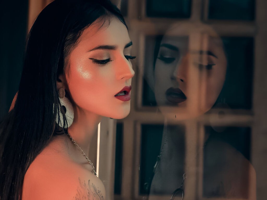 Arethawhite's profile - Image n°0