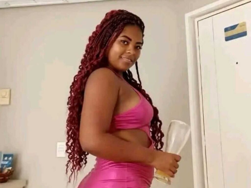 Ariadnacox's profile - Image n°0