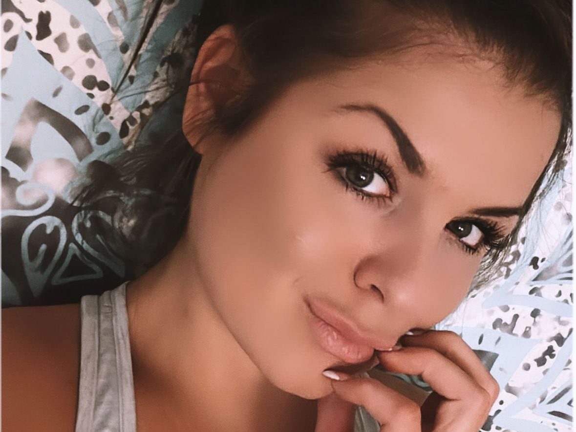 AriaMae's profile - Image n°4