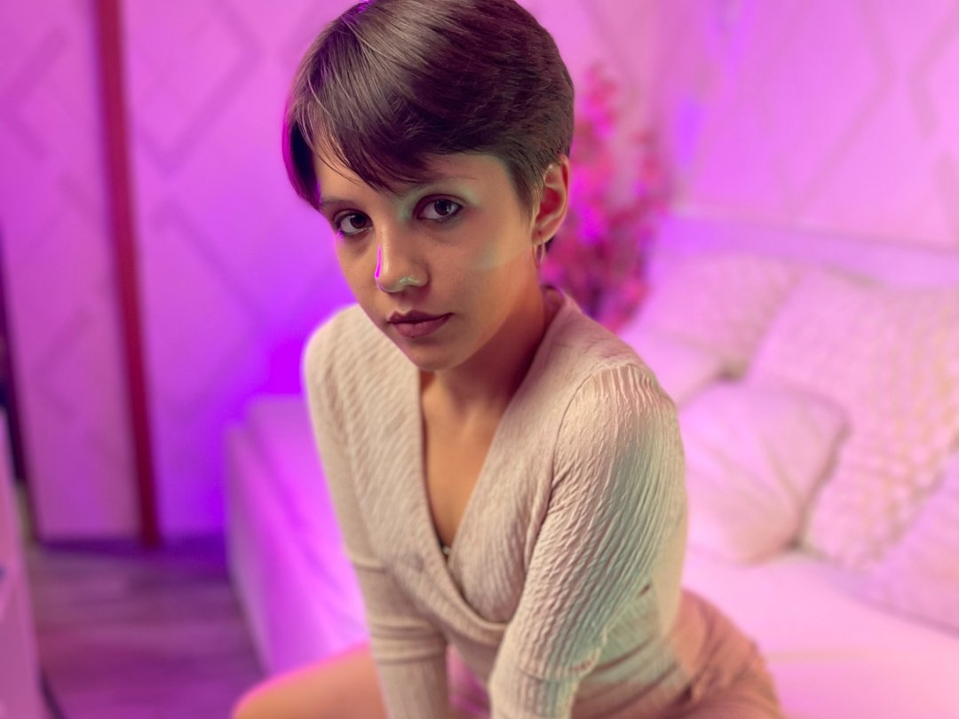 Arielleparis's profile - Image n°0