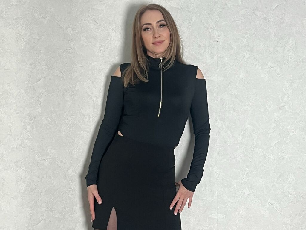 Arinahailiss's profile - Image n°0