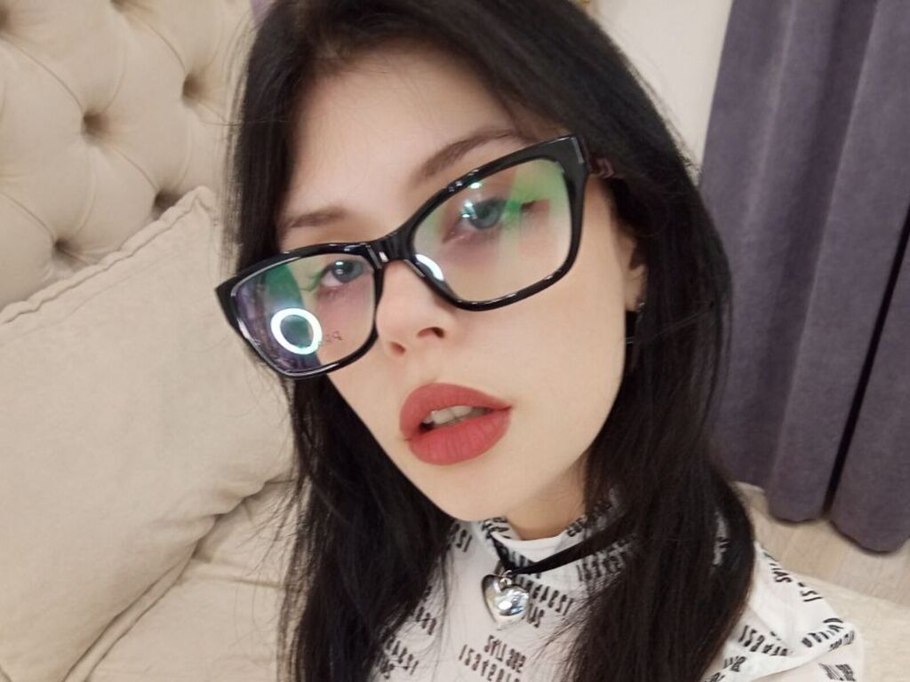 Arletteatkins's profile - Image n°1