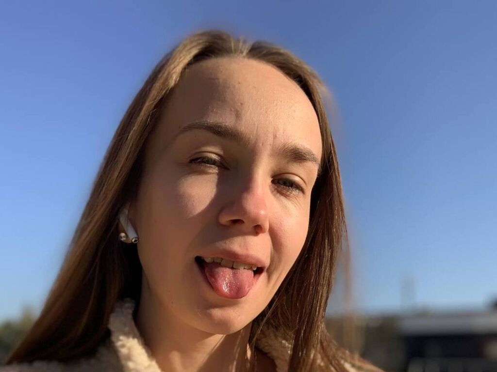 Arlettecharity's profile - Image n°1