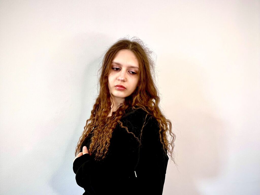 Arlettegodsil's profile - Image n°0