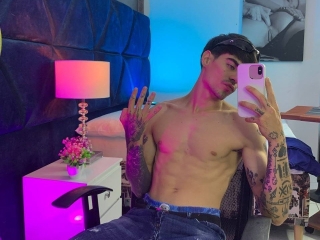 Webcam sex con Aron_Muller