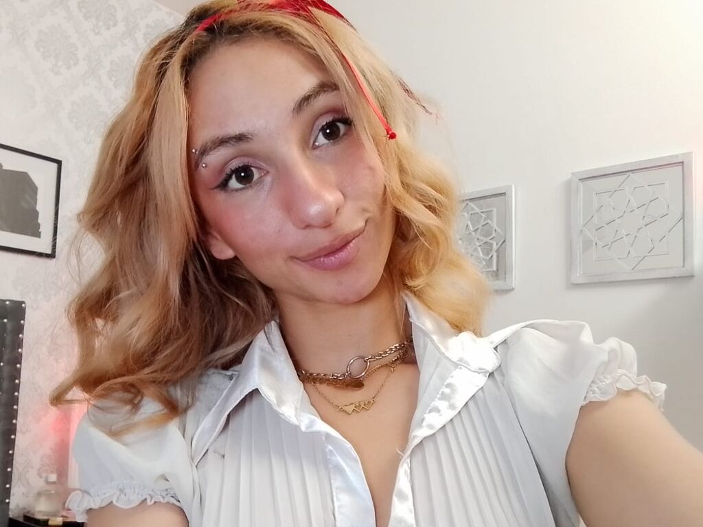 Artmoon's profile - Image n°1
