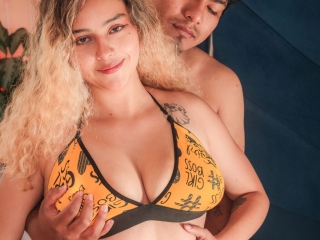 Sexcam Live Show von Ashelyandjacobo