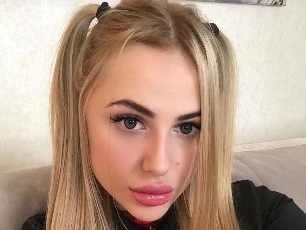 Ashleybaine's profile - Image n°1