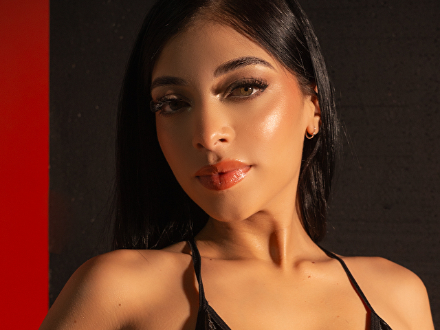 AshleyBaker's profile - Image n°12