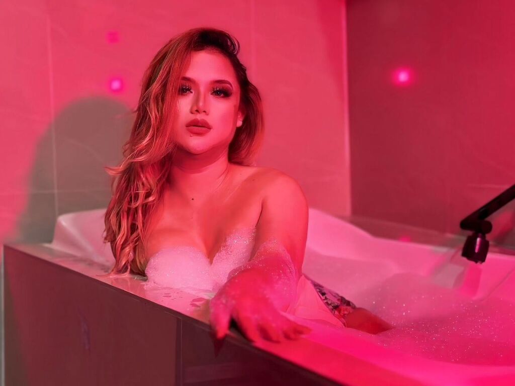 Ashleybertulano's profile - Image n°0