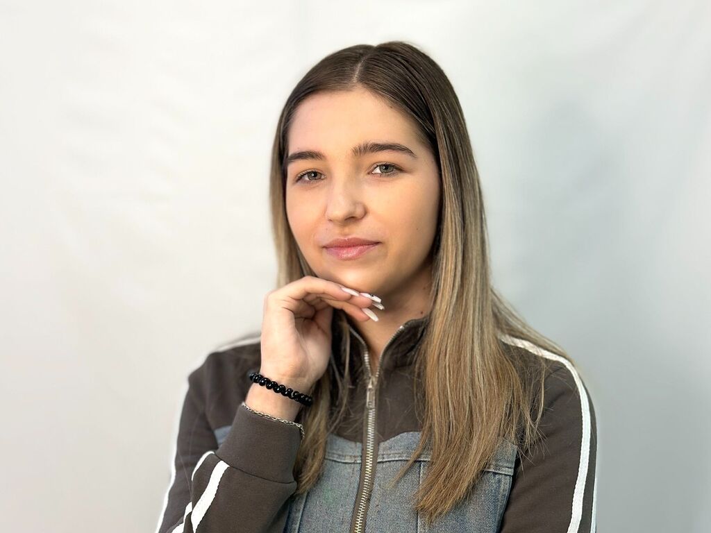 Ashleyfisk's profile - Image n°1