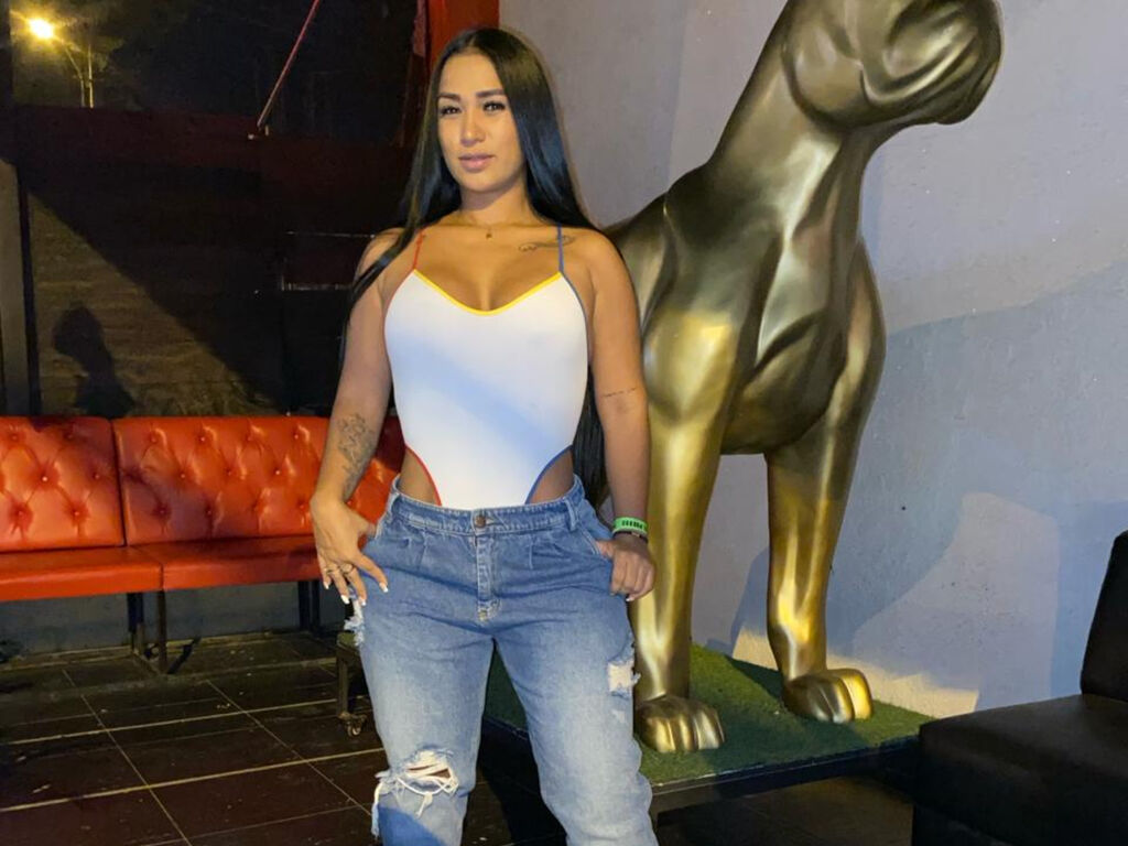 Ashleymorenno's profile - Image n°2