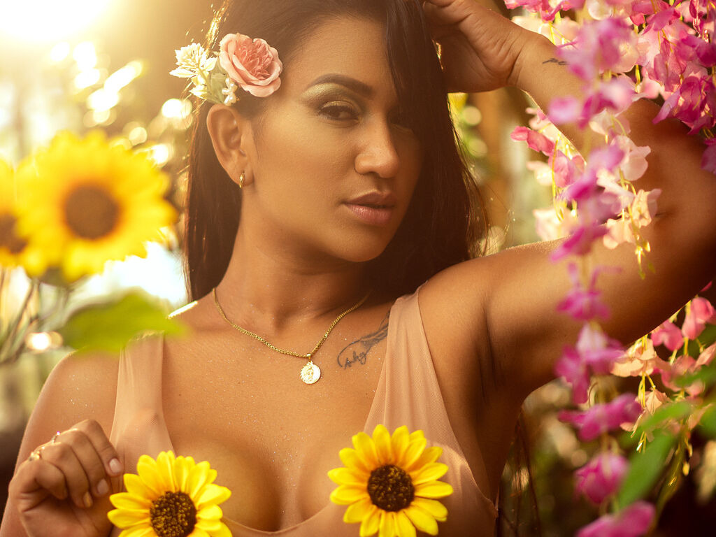 AshleyMoreno's profile - Image n°3