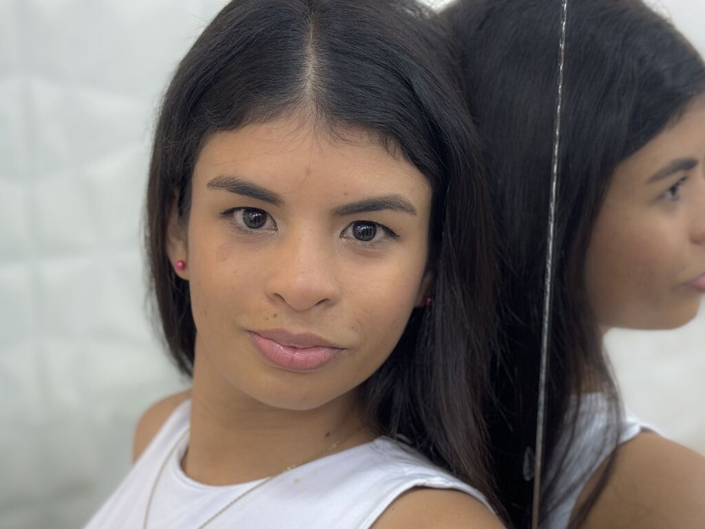 Ashlieruiz's profile - Image n°1