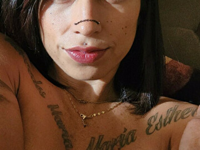 AshlyWinters's profile - Image n°2