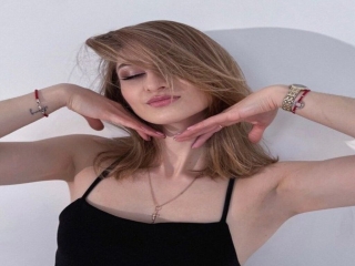 Sexcam Porn von Asiaroloson