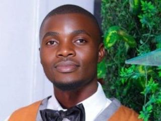 Sexcam Live Show von Assmepussy