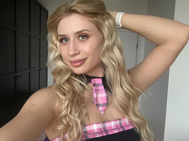 Astoria's profile - Image n°9