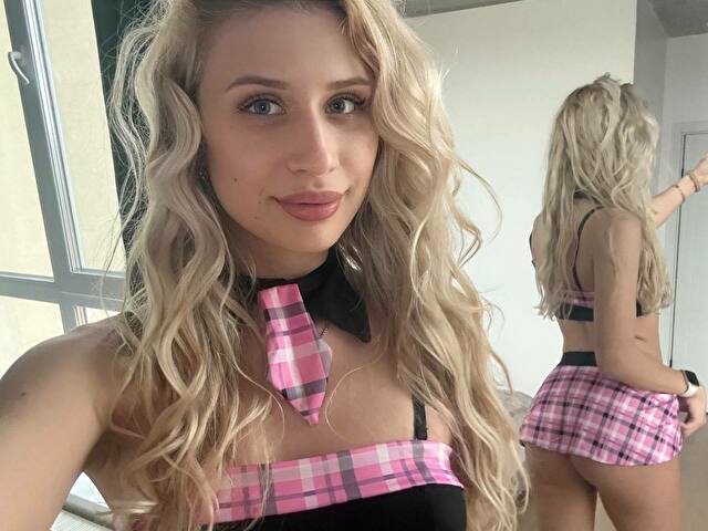 Astoria's profile - Image n°10