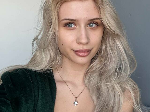 Astoria's profile - Image n°6