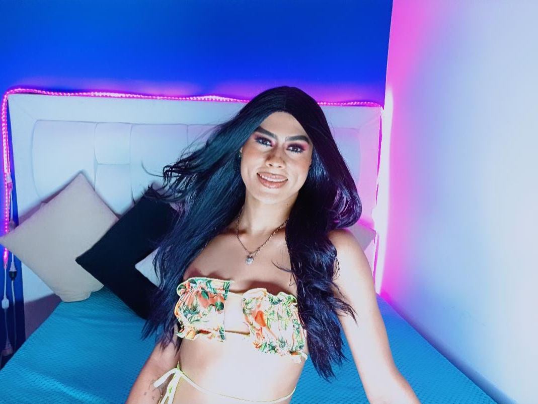 Aurimelvalentina's profile - Image n°1