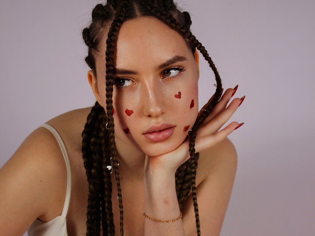 Auroraharris's profile - Image n°1