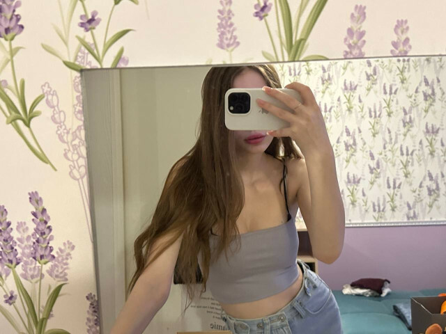 AuroraLeens's profile - Image n°4
