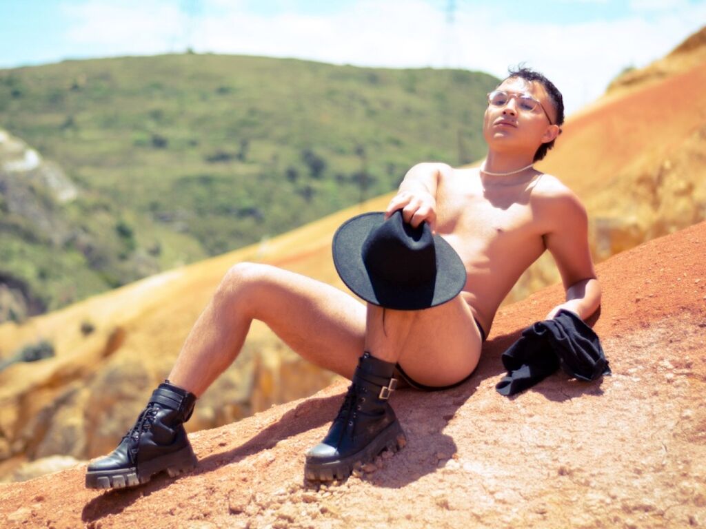 Austinsun's profile - Image n°0