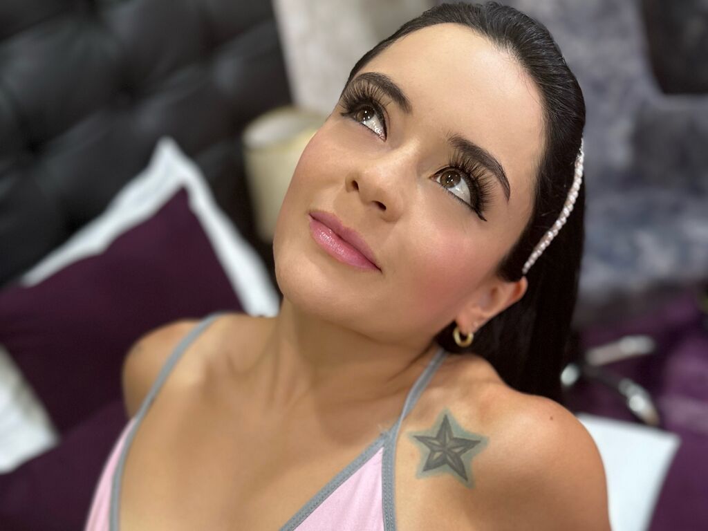 Avaamartinss's profile - Image n°1