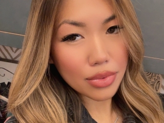 Sexo por webcam con Avaskyxo