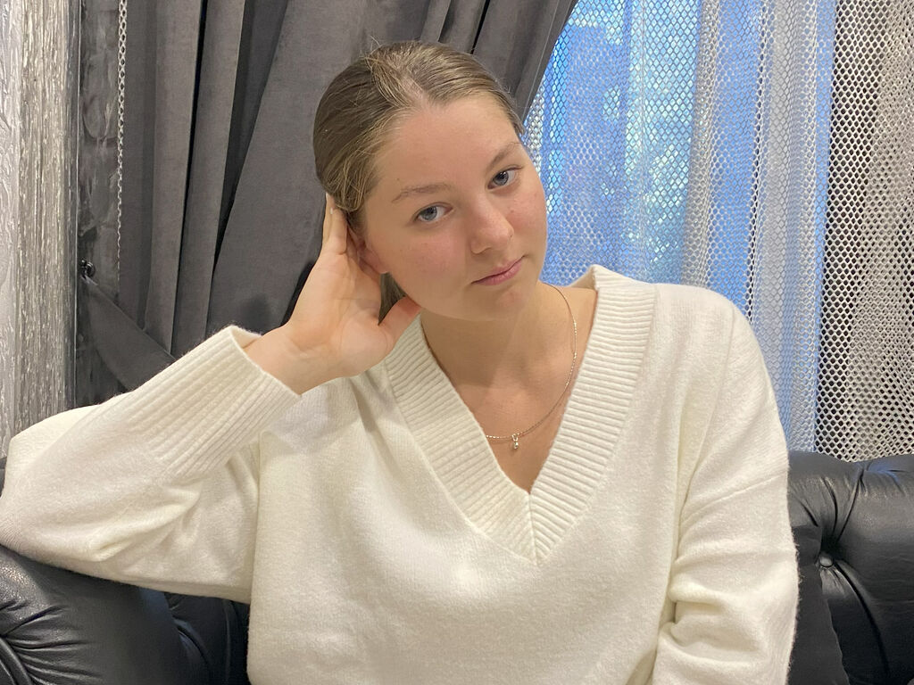 Averyholt's profile - Image n°0