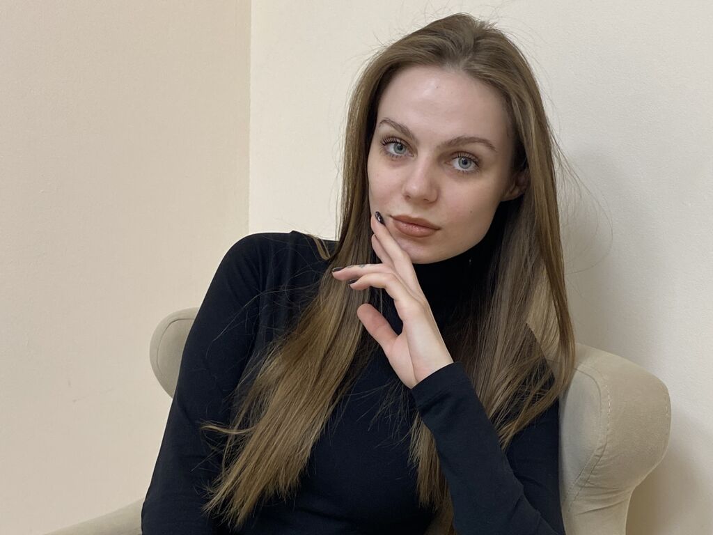 Avrorabrowne's profile - Image n°0