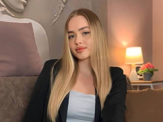 Webcam sex met Avroragoldie