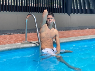 Axel_Tonny