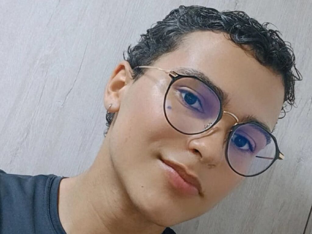 Axeldeluxe's profile - Image n°1