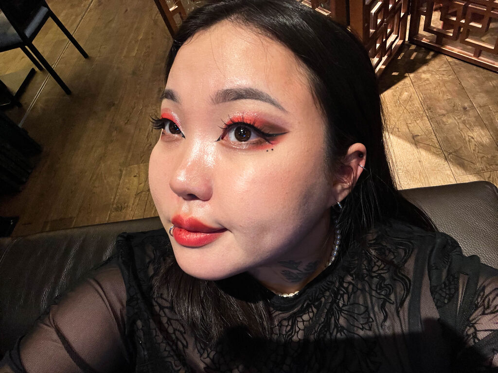Ayaluvv's profile - Image n°0