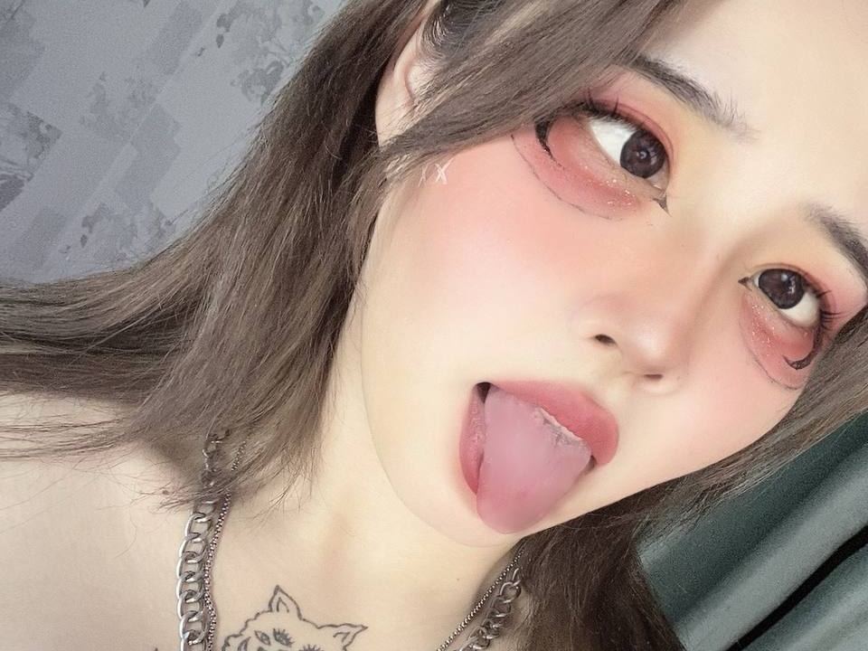 Aylinelee's profile - Image n°0