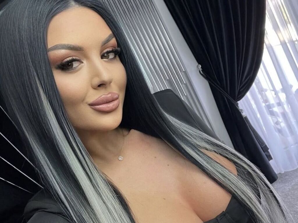Ayshaann's profile - Image n°1